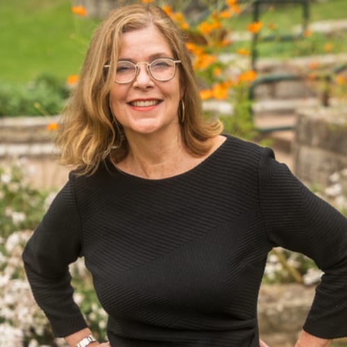 Headshot of Susan Thompson, LPC