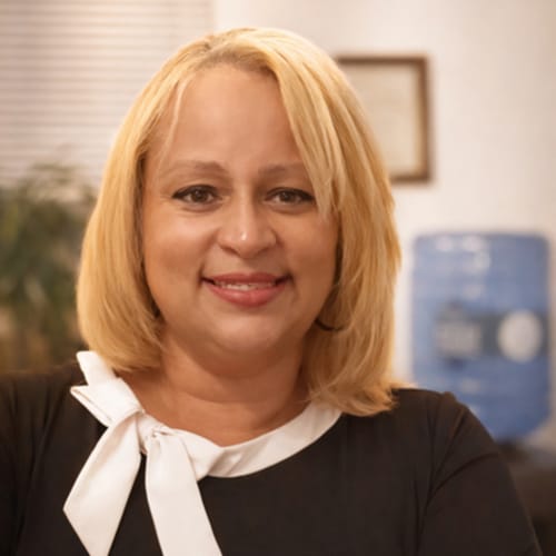 Headshot of Noelia Perez, LCSW