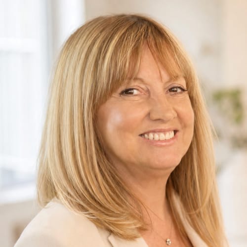 Headshot of Debra Sarno, LCSW