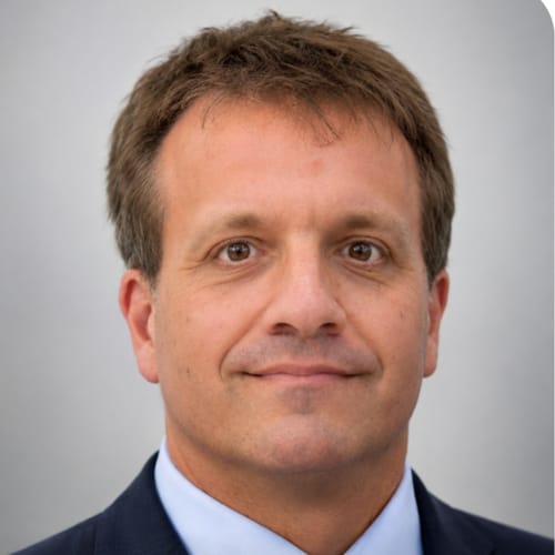 Headshot of Stephen Kushner, LMHC