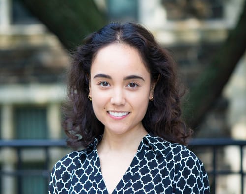Headshot of Stephanie Fischer, LMHC