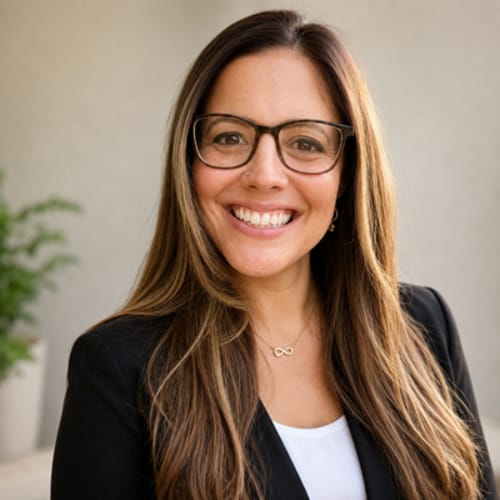 Headshot of Kayla DiPaulo, LMHC