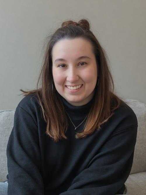 Headshot of Holly Rosen, LPC