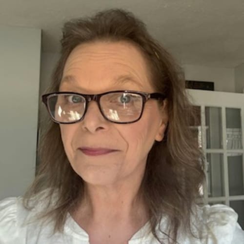 Headshot of Sandra Qualey, LCPC