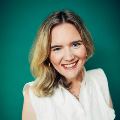 Headshot of Molly Young, LMFT