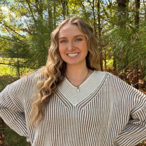 Headshot of Olivia Vires, LPCMHSP