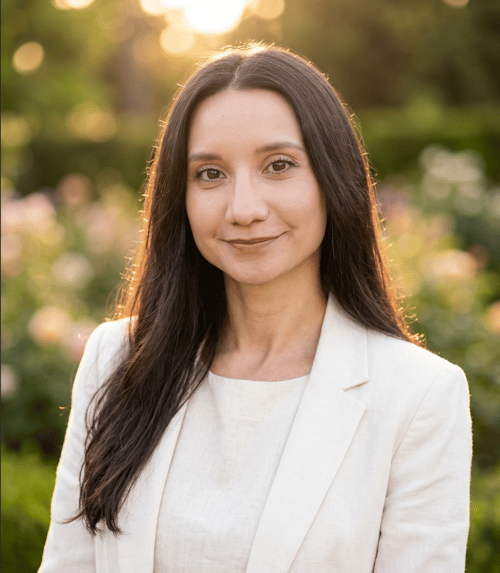 Headshot of Veronica Silva-Cantu, LCSW