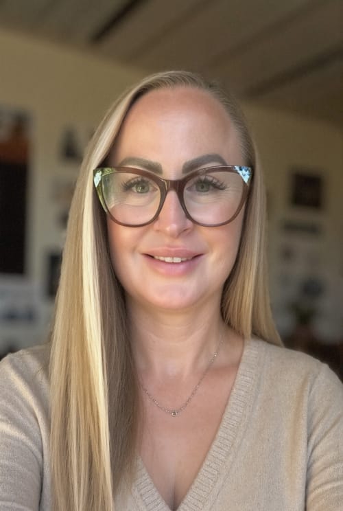 Headshot of Lisa Jorgensen-Mattmann, LMFT