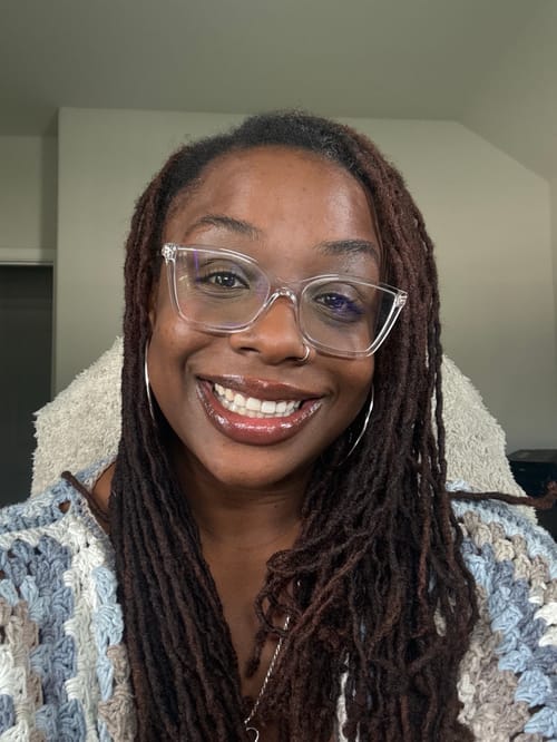 Headshot of J'Nayle Harkey, LCSW