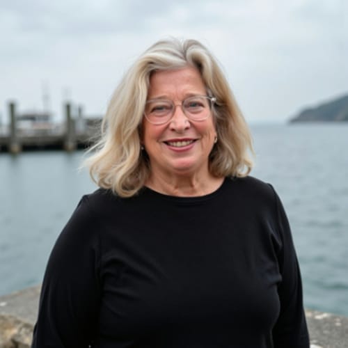 Headshot of Sara Blomeling DeRoo, LCSW