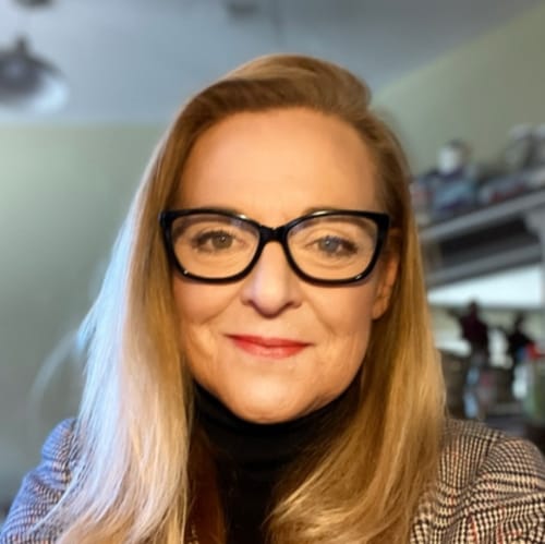 Headshot of Diane Miller, LCSW