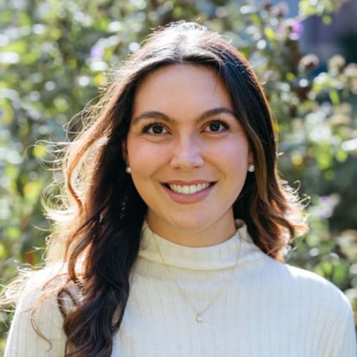 Headshot of Sydney Shah, NP