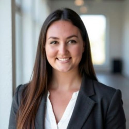 Headshot of Jessica Collins, LCSW