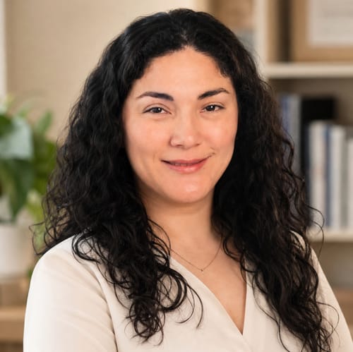 Headshot of Miriam Alonzo, LPC