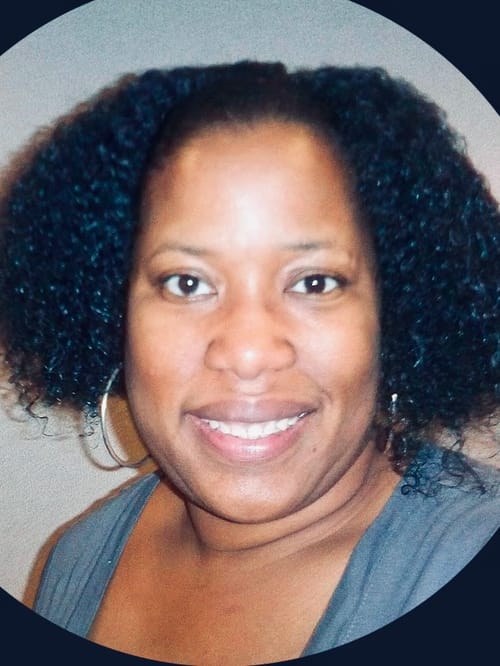 Headshot of Richshawna Sims, LPC