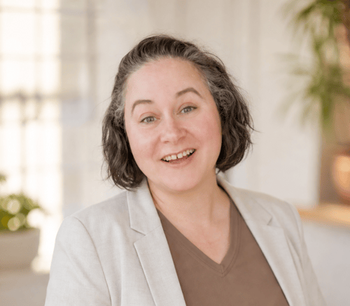 Headshot of Donna Close, LISW