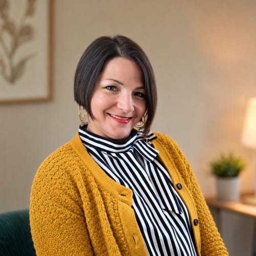 Headshot of Jennifer Hughes, LPC