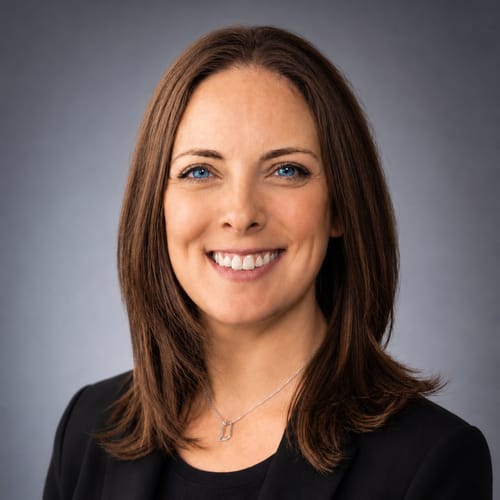Headshot of Kelly Burns, LMHC