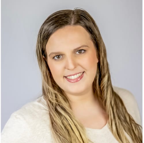 Headshot of Lauren Dircks, LCSW