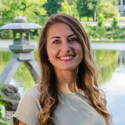 Headshot of Amanda Rusch, LMHC