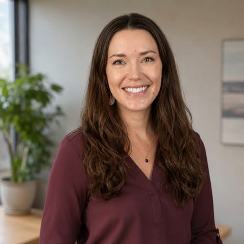 Headshot of Vanessa Wakefield, LCSW