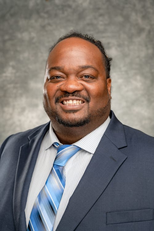 Headshot of Reginald Taylor, LMHC