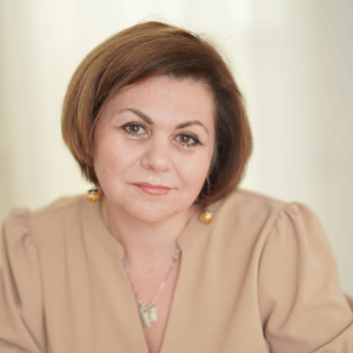 Headshot of Inna Zusman, LCPC