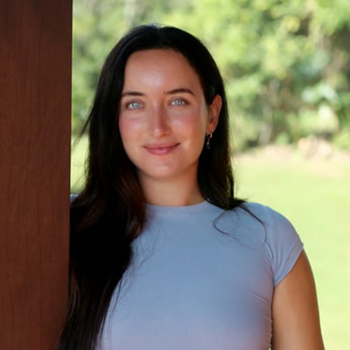 Headshot of Molly Mindel, LMFT