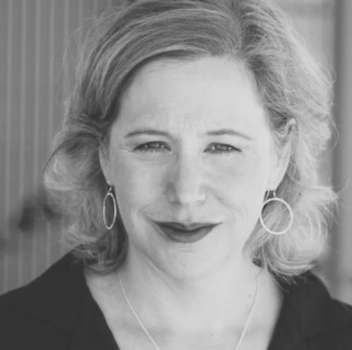 Headshot of Lori Carter, LCSW