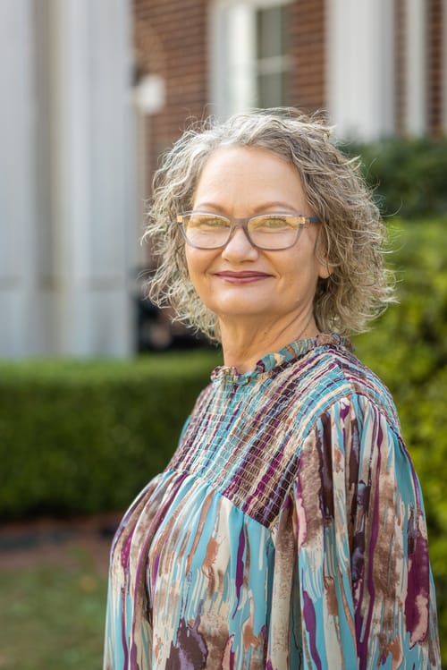 Headshot of Tracey Bratton, LCSW