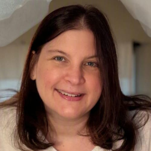 Headshot of Kristi Sedgwick, LMHC