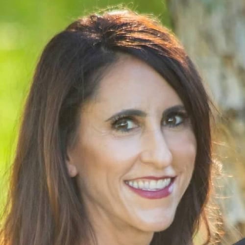 Headshot of Laurel Weissman, LCSW