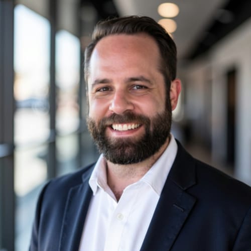 Headshot of Robert Ponte, APRN
