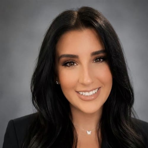 Headshot of Danielle Dilena, LMFT