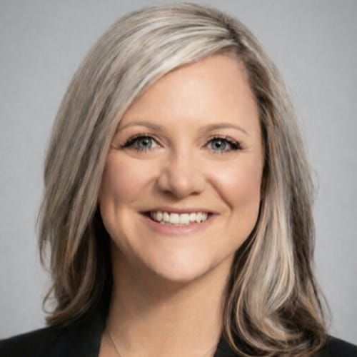Headshot of Erin Saxer, LCSW