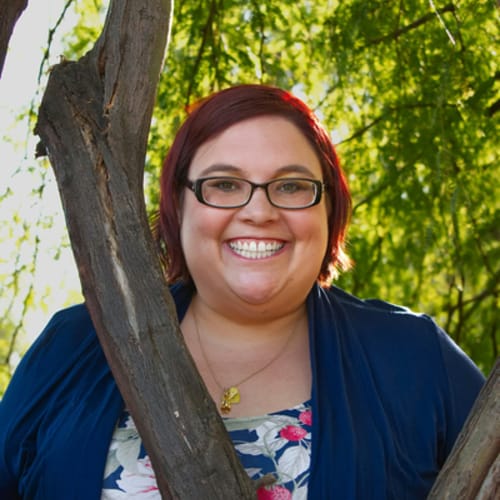 Headshot of Annie Custer, LCSW