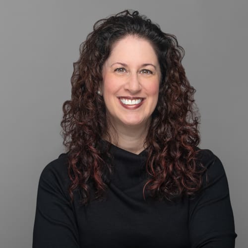 Headshot of Helene Omansky, LCSW