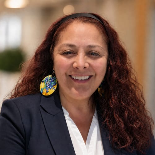 Headshot of Magaly Bailon, ARNP