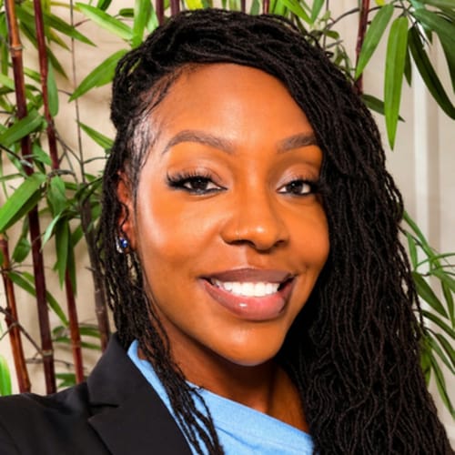 Headshot of Tina Simmons, LCSW