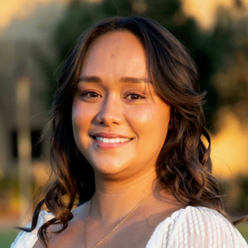 Headshot of Sydney Acosta, LMFT