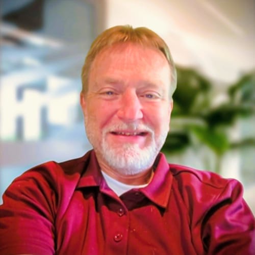 Headshot of Steven Halstead, LPCC