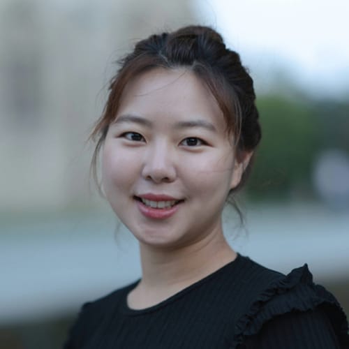 Headshot of Siena Lee, LCSW