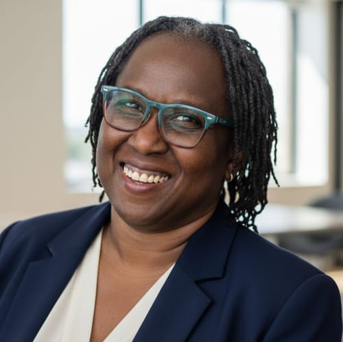 Headshot of Abiola Olagbami, LCSW
