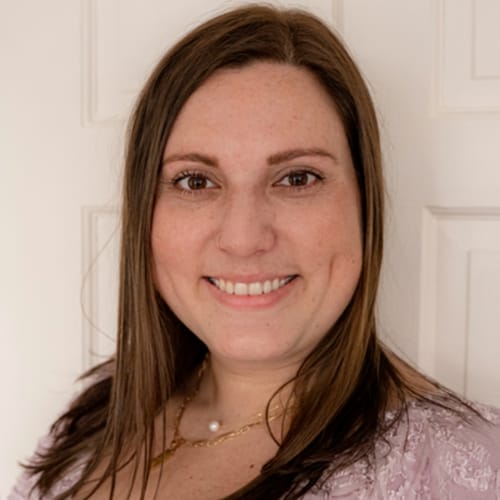 Headshot of Allie Dodge, LICSW