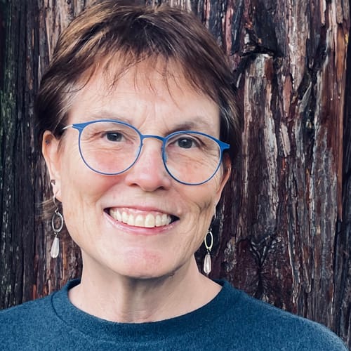 Headshot of Maureen "Moirhian" Martin, LMFT