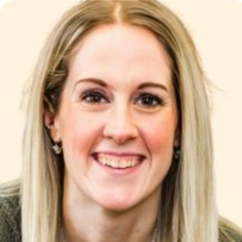 Headshot of Abigail Cote, LICSW