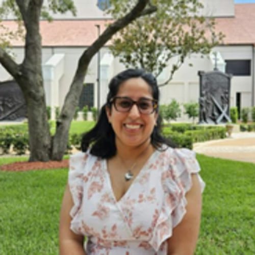 Headshot of Francesca Morales, LMHC