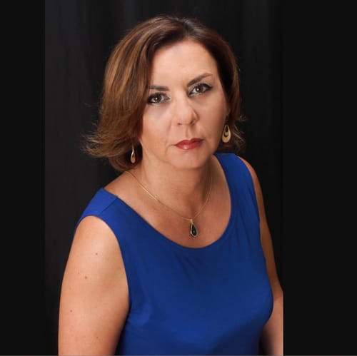 Headshot of Rozita Aslemand, LMFT