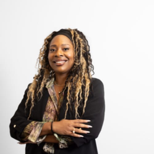 Headshot of Tierra Thorne, LCSW