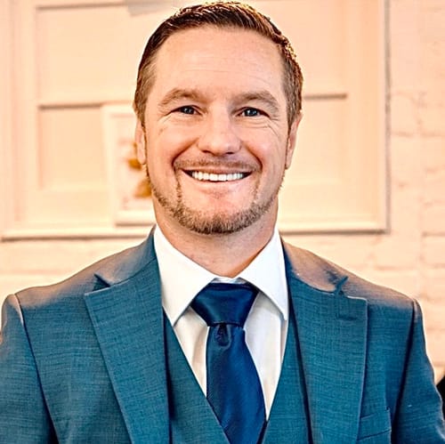 Headshot of Casey Bucceri, LCSW